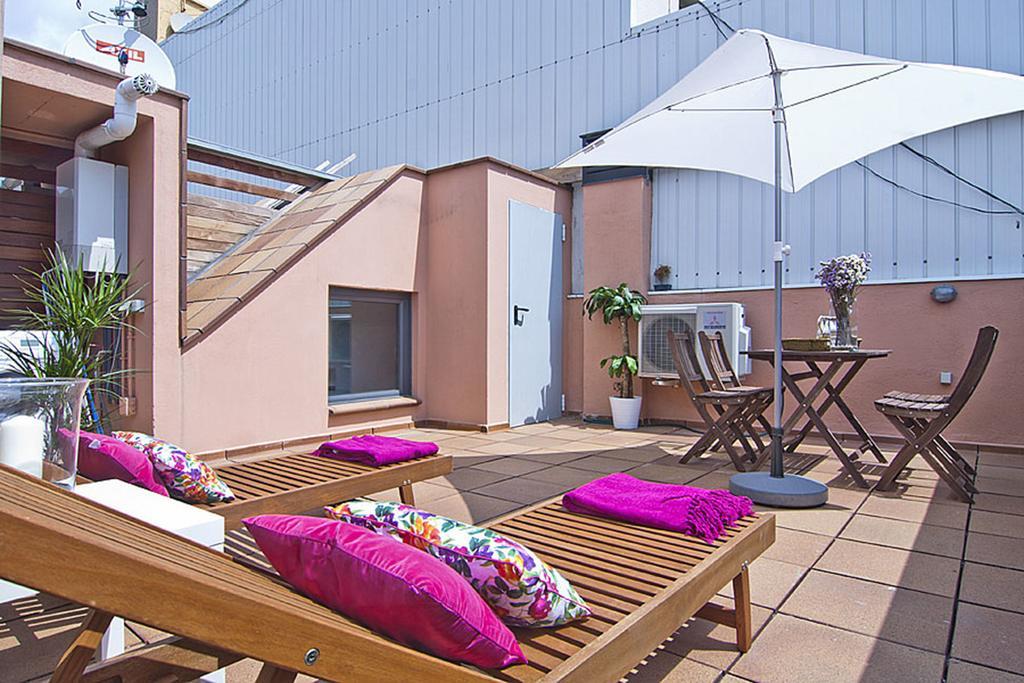 - Gracia Pool Center Barcellona